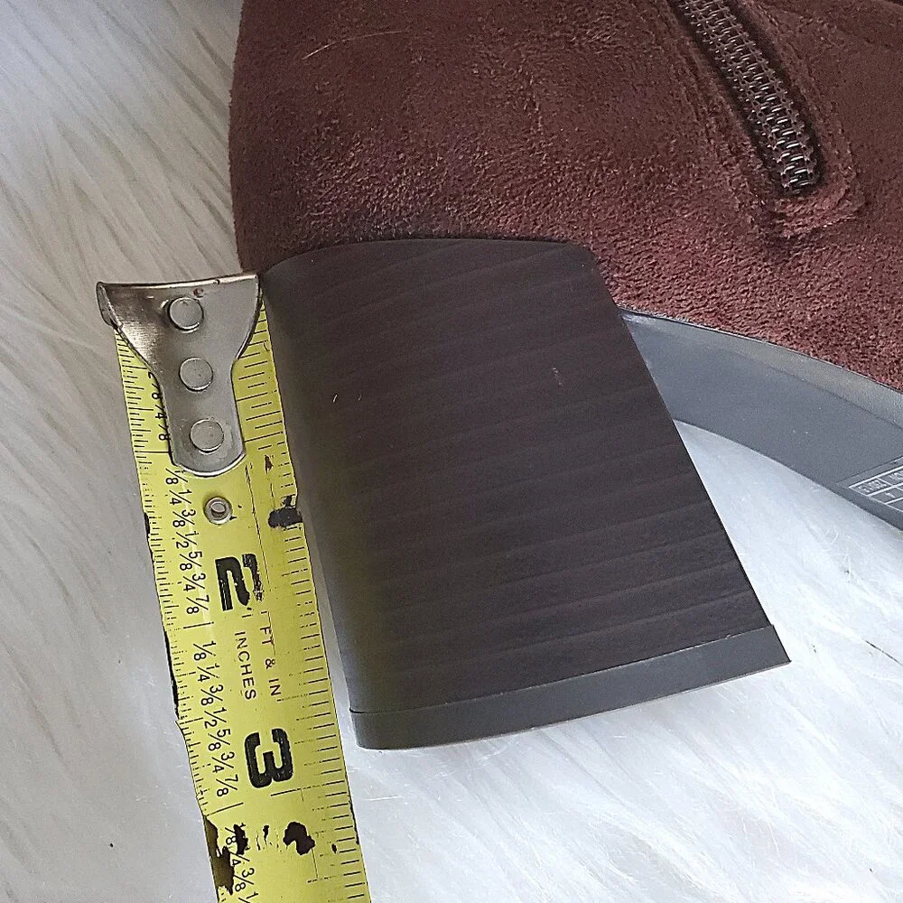 Forever 21 Brown Over The Knee Side Zipper Suede Boot SZ 6